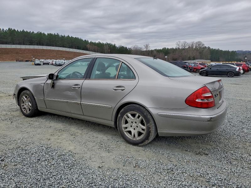 2003 Mercedes-Benz E 320