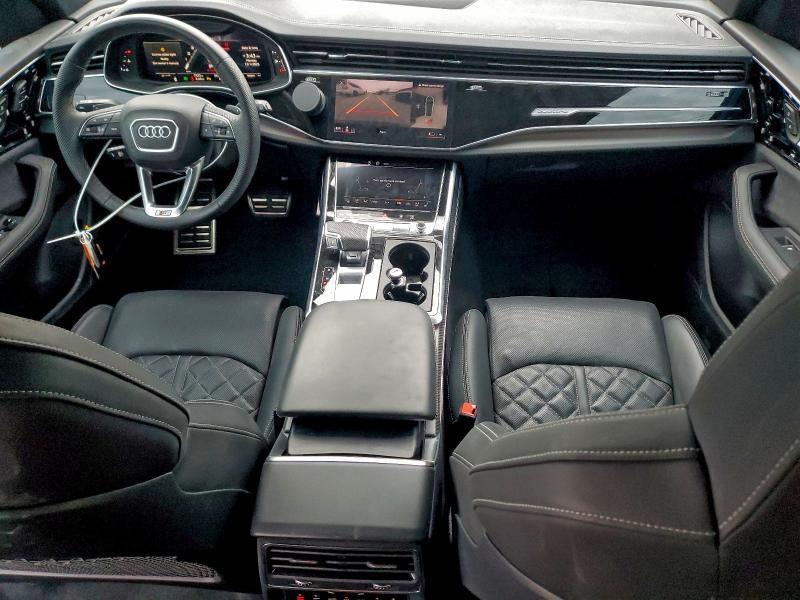2025 Audi SQ8 Premium Plus