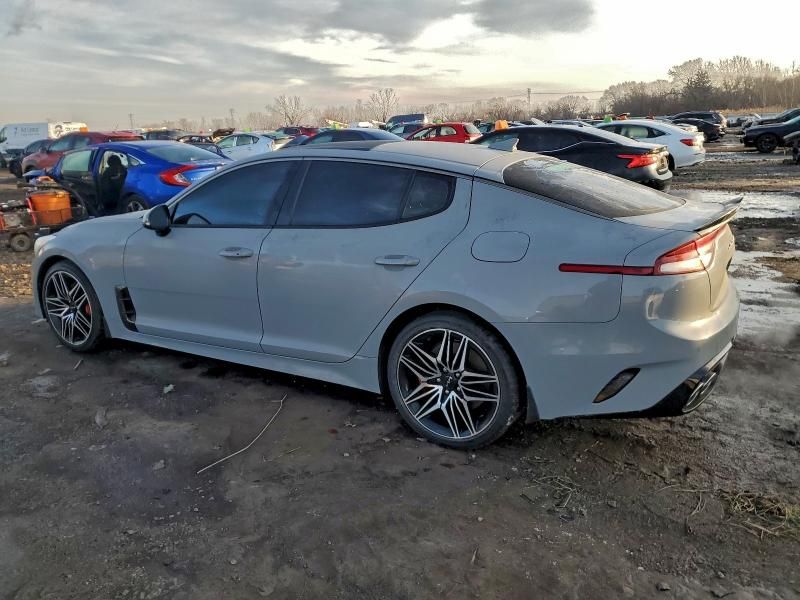2022 KIA Stinger GT1