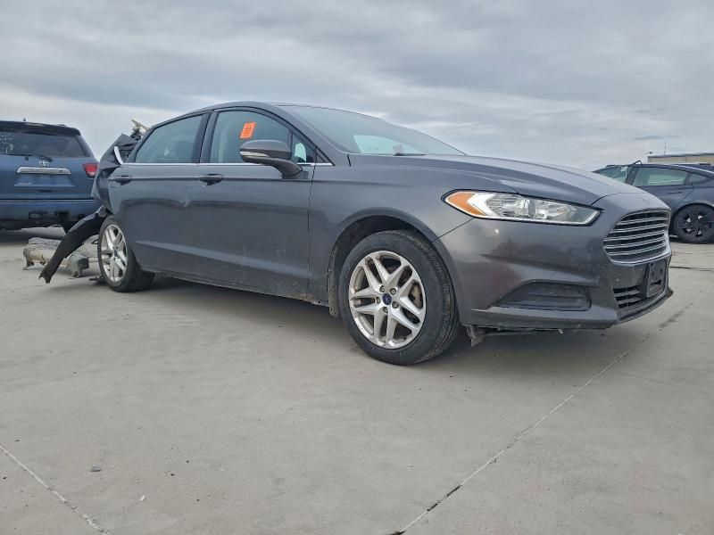 2016 Ford Fusion se