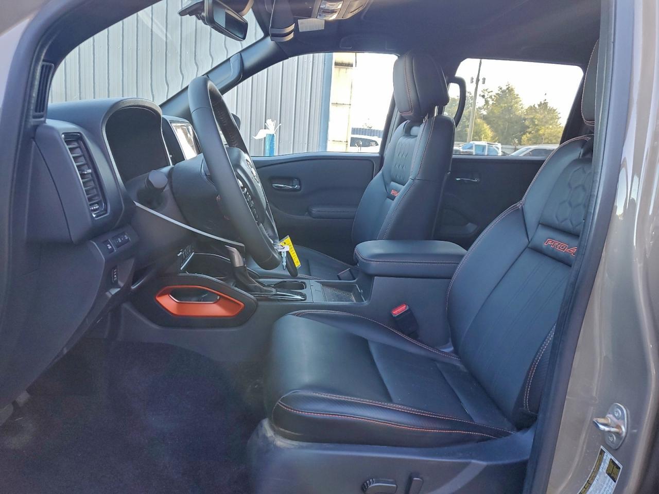 2024 Nissan Frontier s