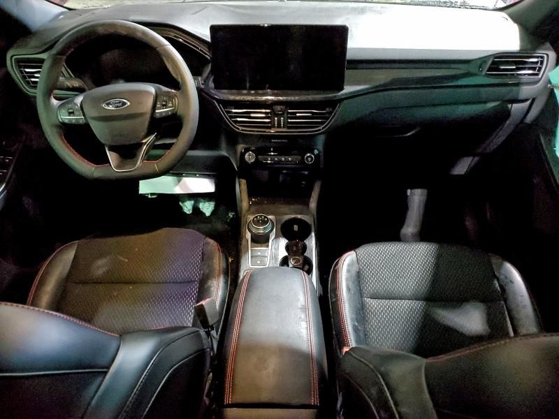 2025 Ford Escape st Line