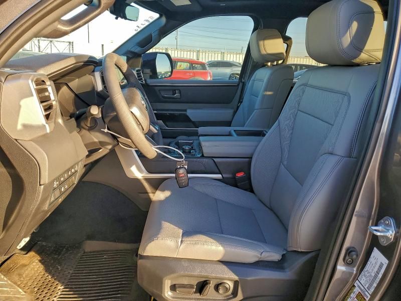 2025 Toyota Tundra Crewmax Limited