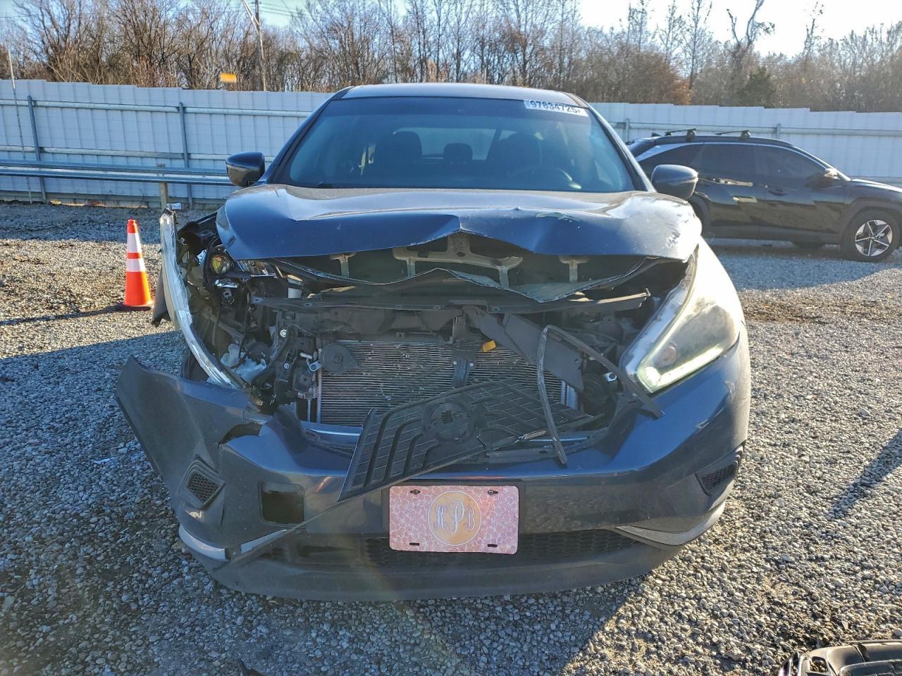2018 Nissan Murano s