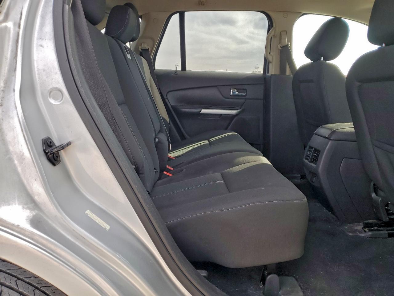 2012 Ford Edge se