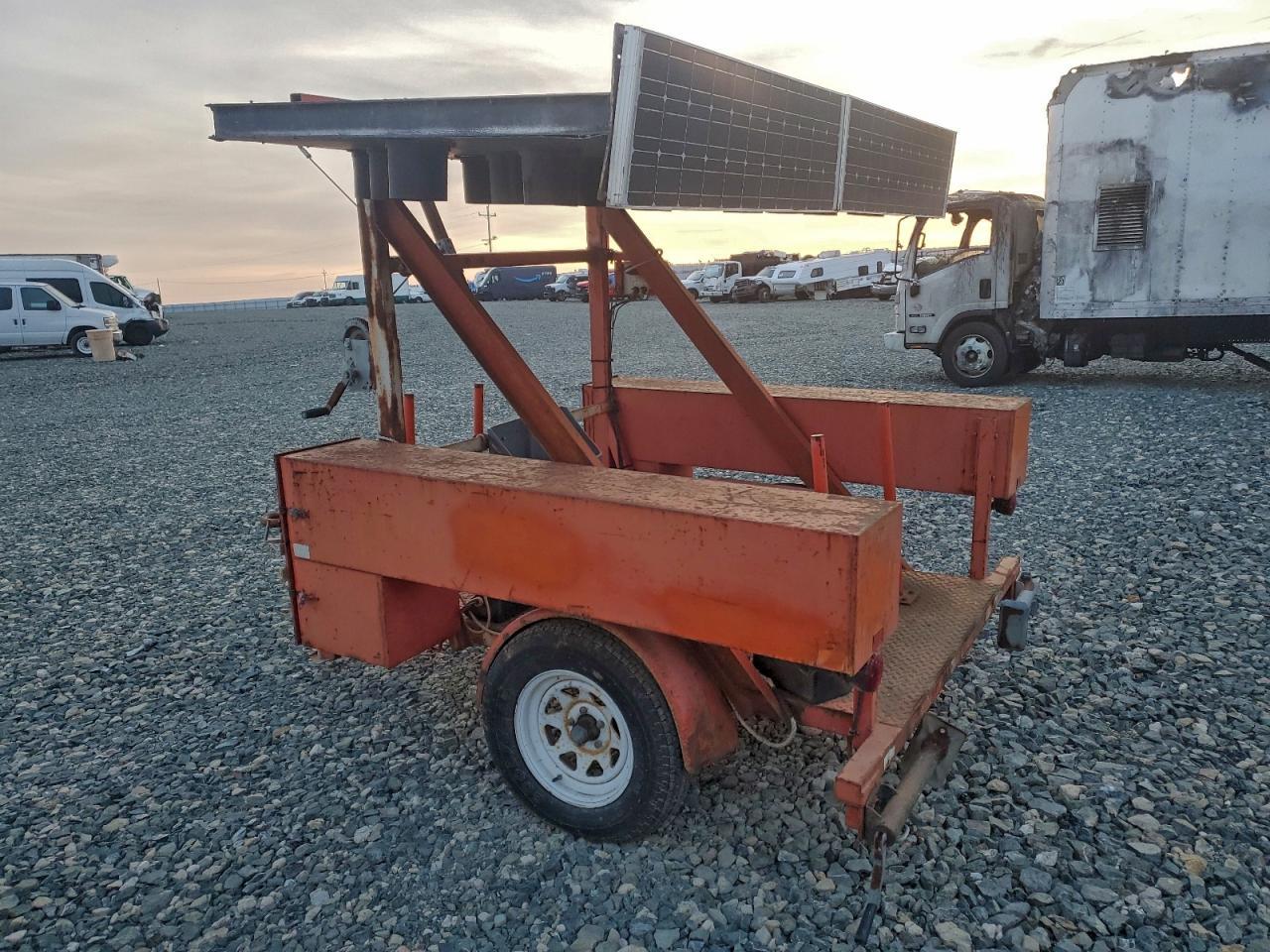 1999 Wanco Arrow Board Trailer