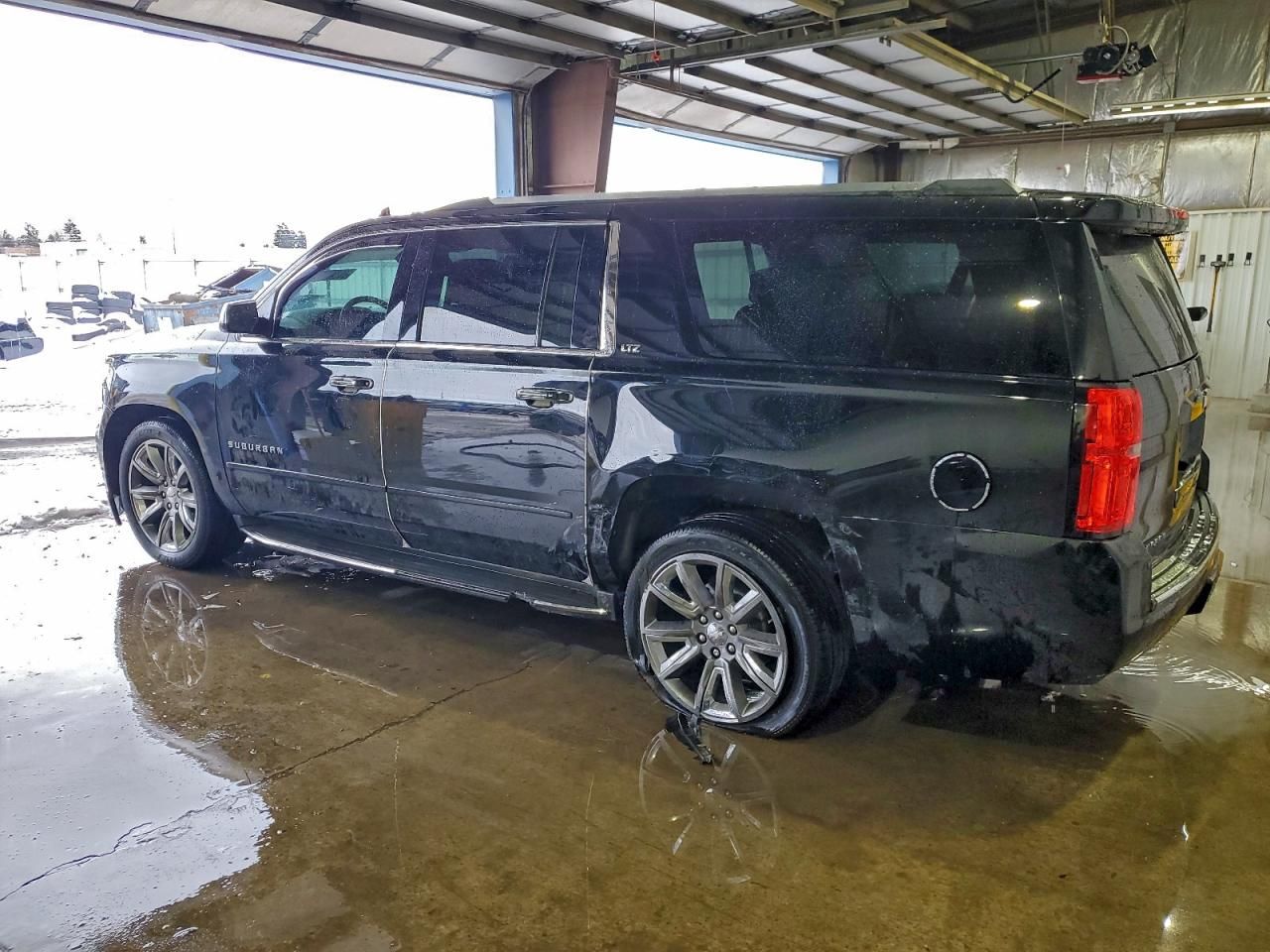 2016 Chevrolet Suburban K1500 ltz