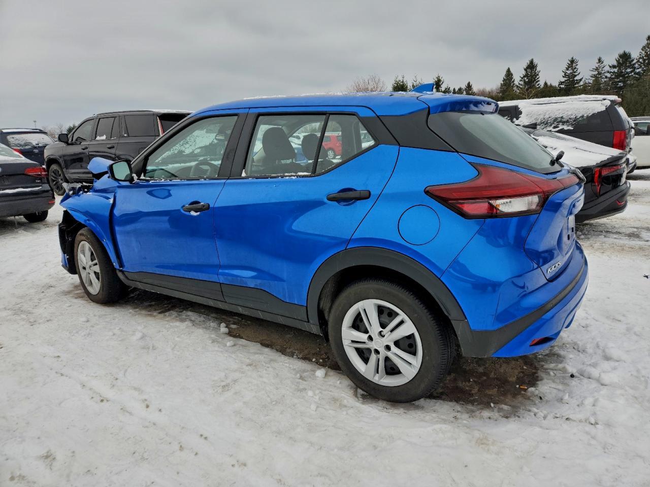2025 Nissan Kicks Play s