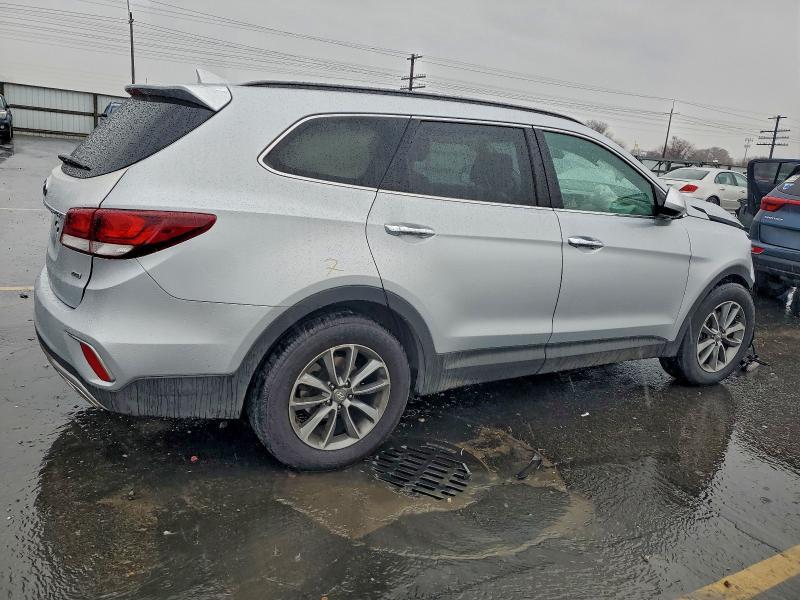 2017 Hyundai Santa fe se