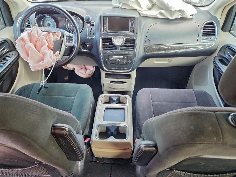 2011 Chrysler Town & Country Touring