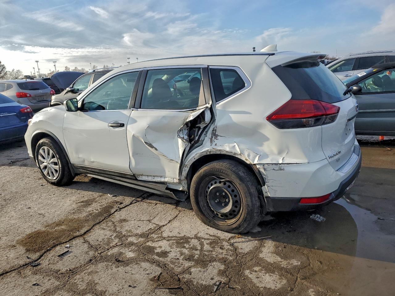 2018 Nissan Rogue s
