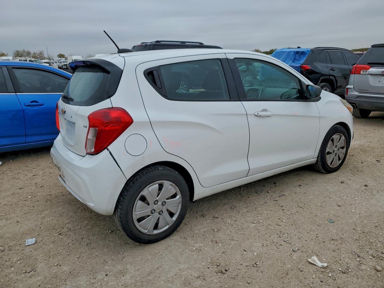2016 Chevrolet Spark ls