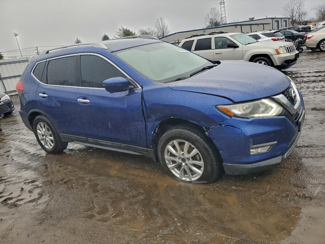 2017 Nissan Rogue sv