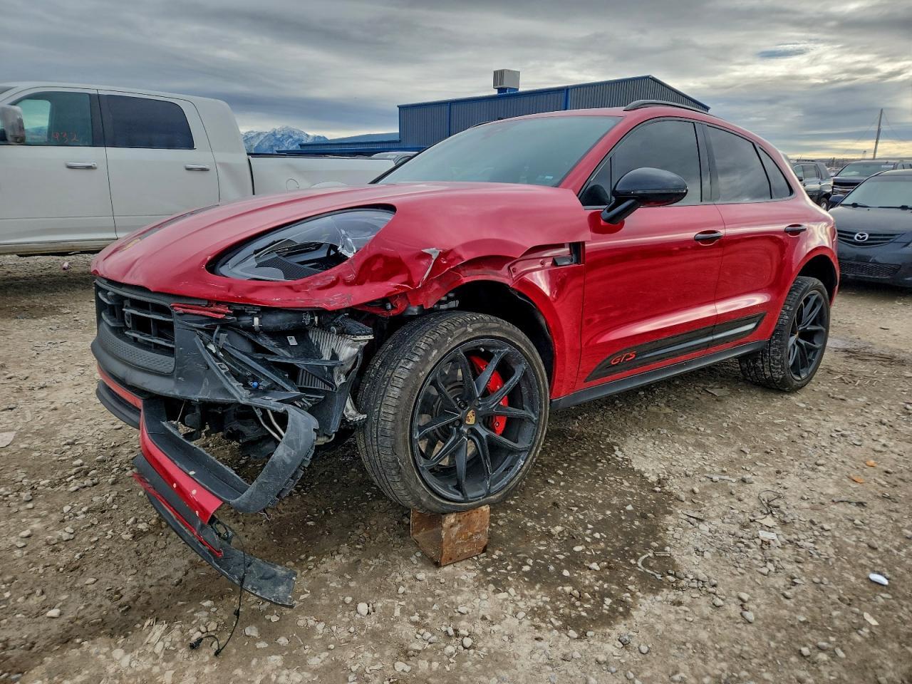 2023 Porsche Macan gts