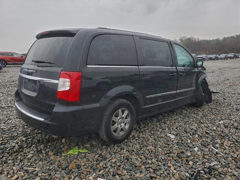 2013 Chrysler Town & Country Touring