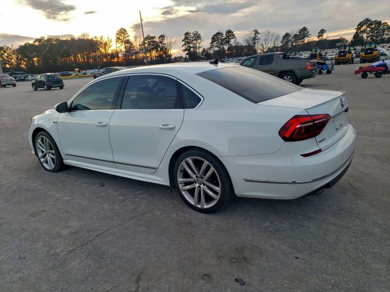 2017 Volkswagen Passat R-line