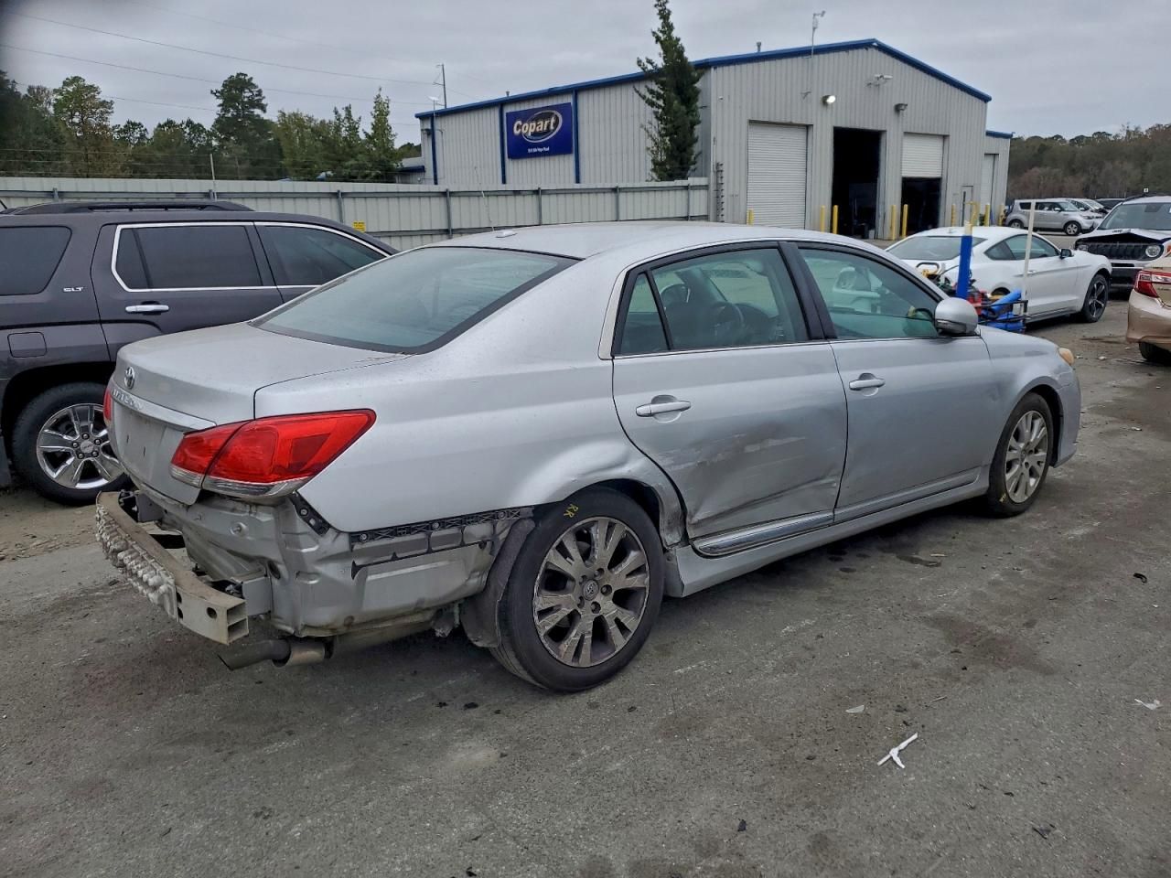 2012 Toyota Avalon Base