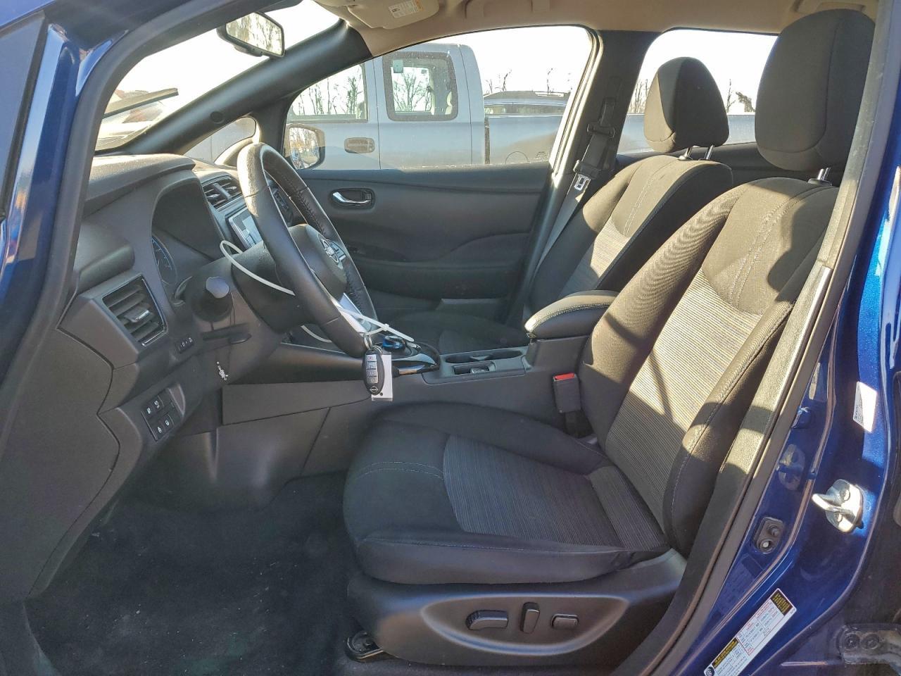 2023 Nissan Leaf sv Plus
