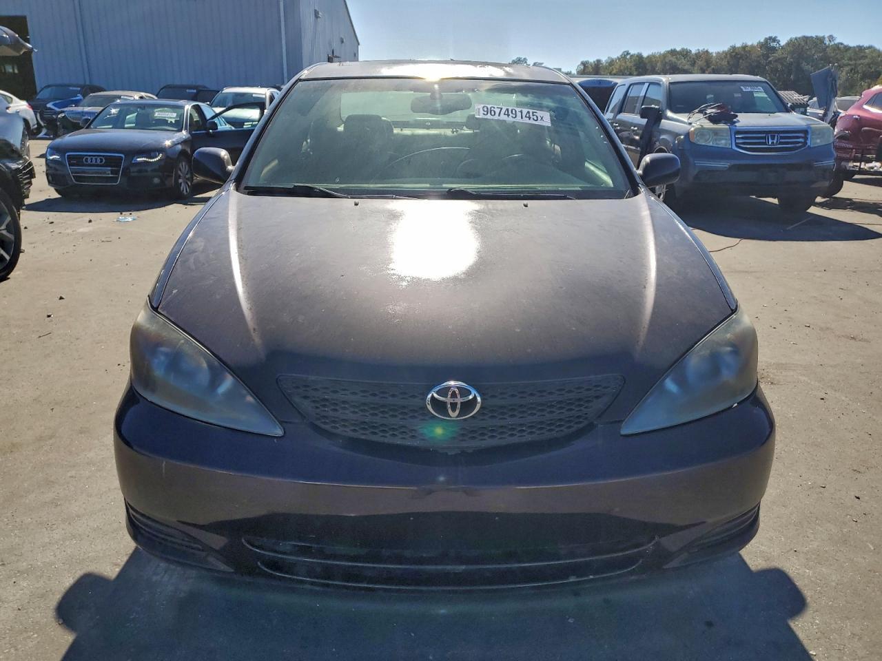 2002 Toyota Camry le