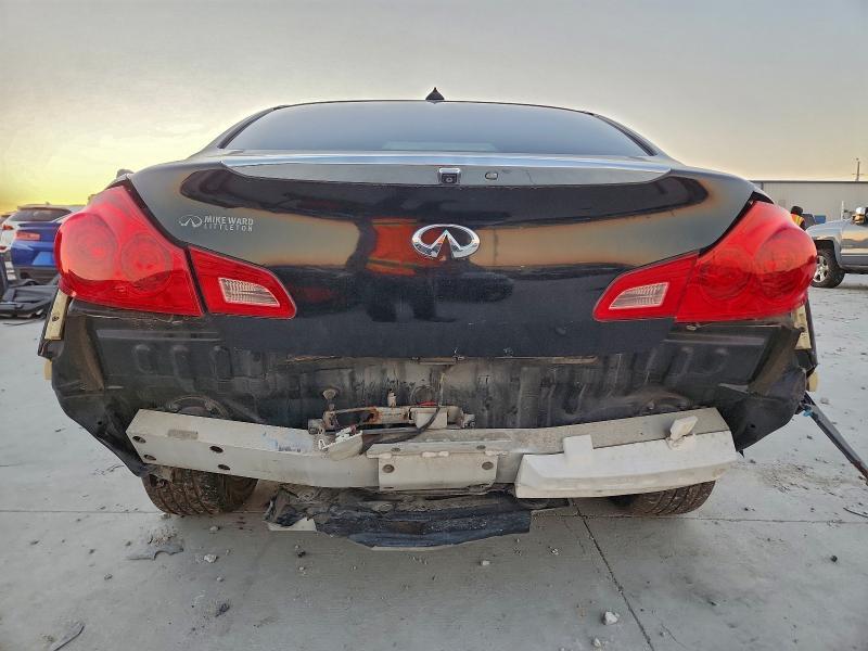 2011 Infinity G25 Sedan x