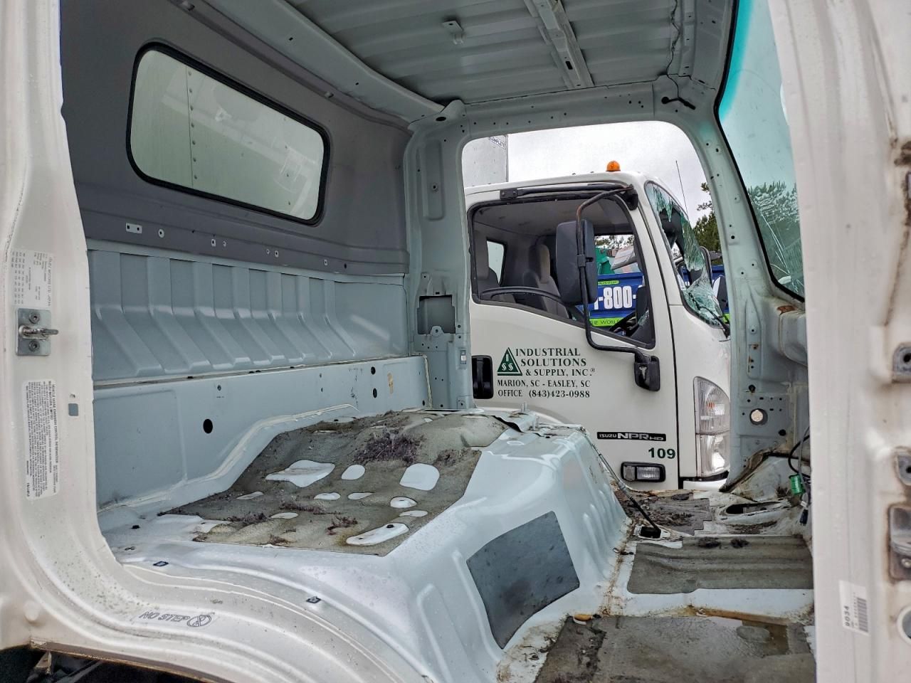 2018 Isuzu Npr hd box Truck