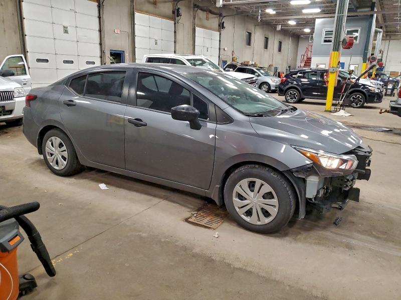 2020 Nissan Versa s