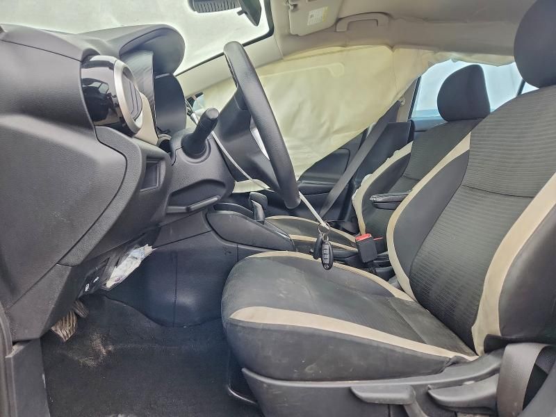 2020 Nissan Versa sv