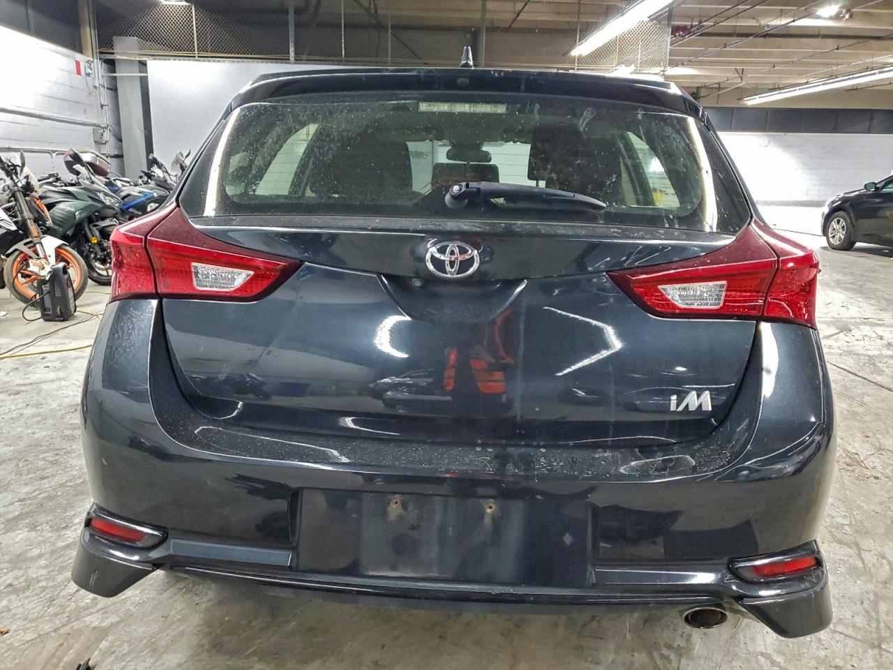2017 Scion IM
