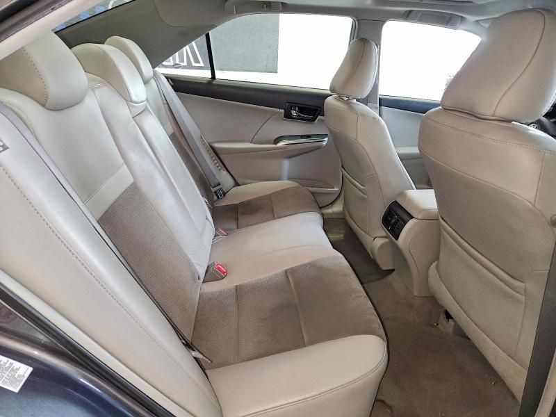 2012 Toyota Camry Hybrid