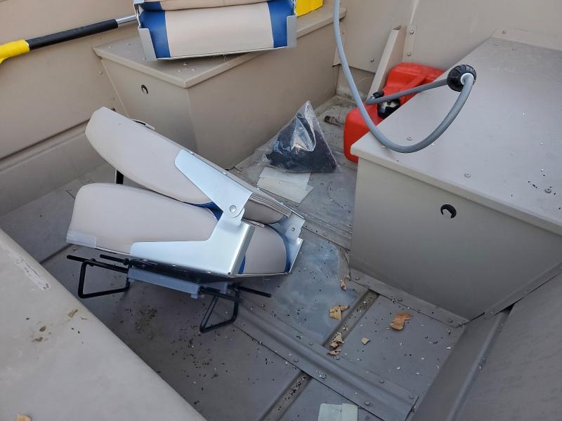 2010 Lowe Angler Boat