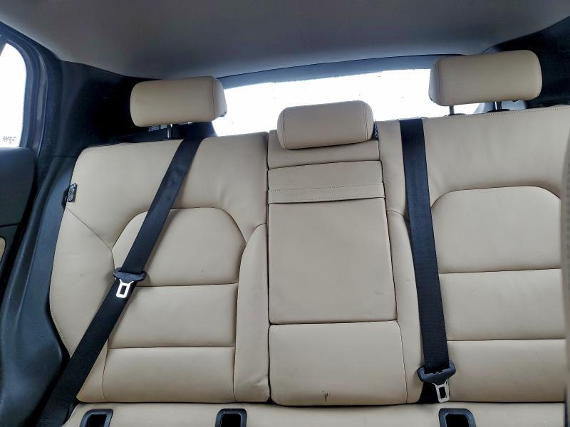 2018 Infiniti Qx30 Base