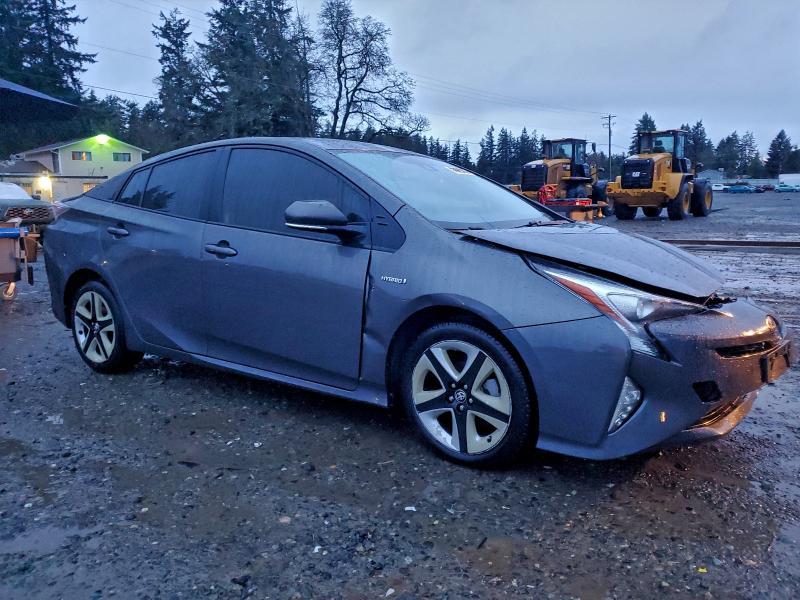 2016 Toyota Prius Three Touring