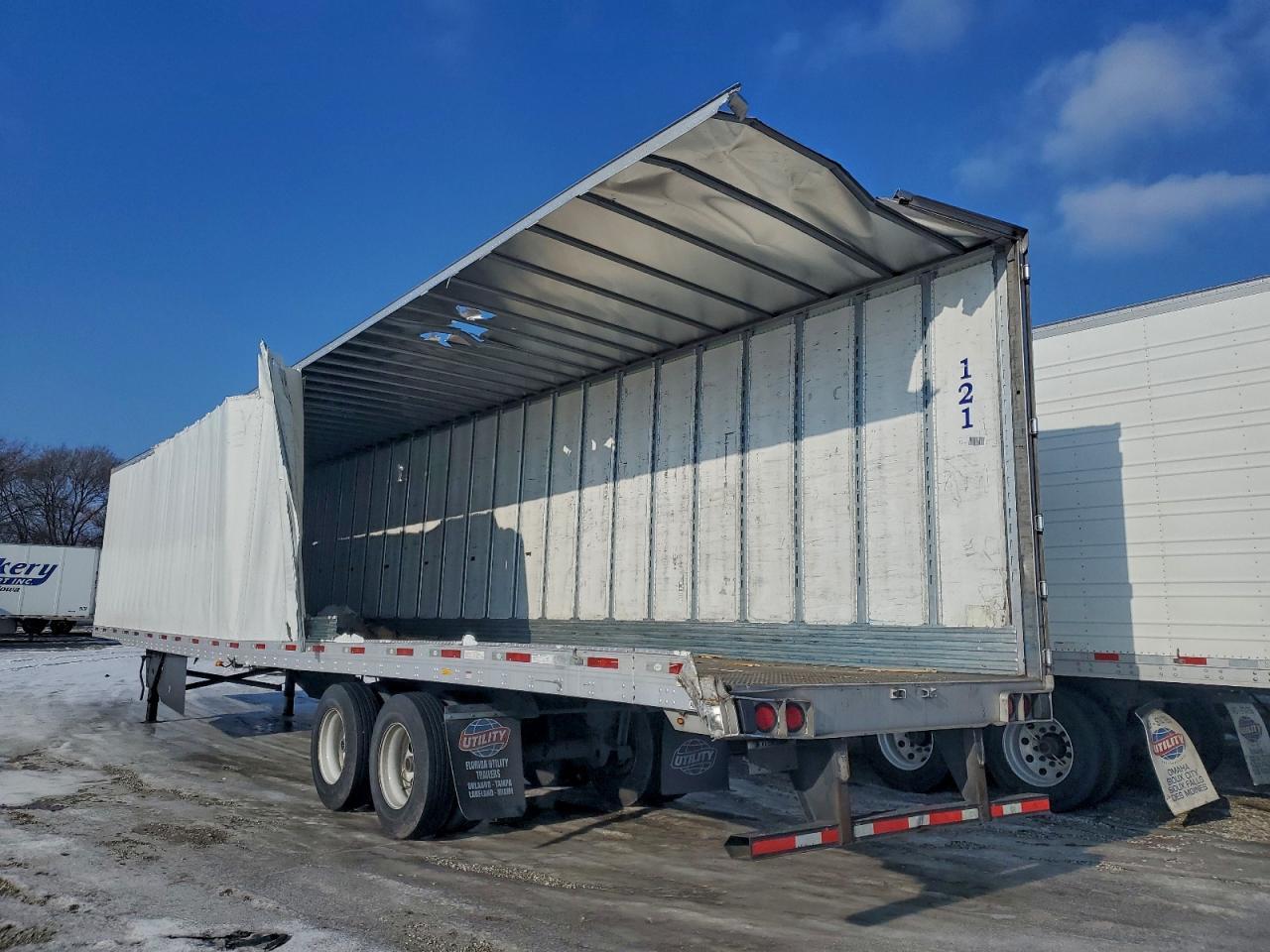 2021 Utility VS2DX DRY Van Trailer