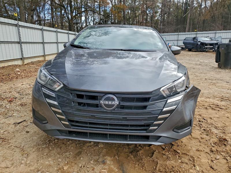 2024 Nissan Versa sv