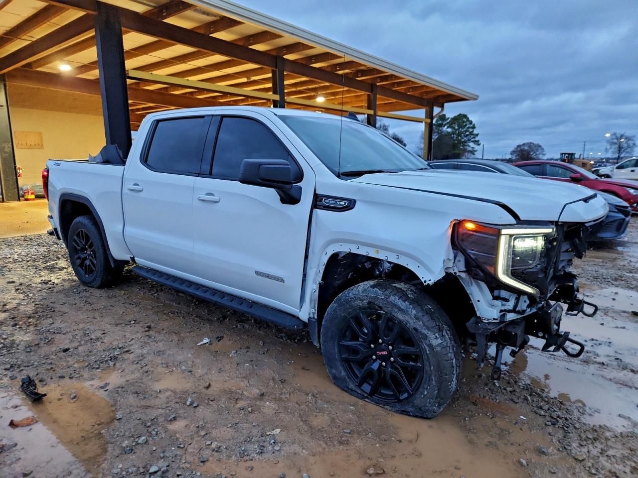 2024 GMC Sierra K1500 Elevation