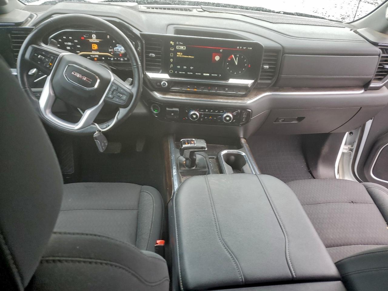 2023 GMC Sierra K1500 Elevation