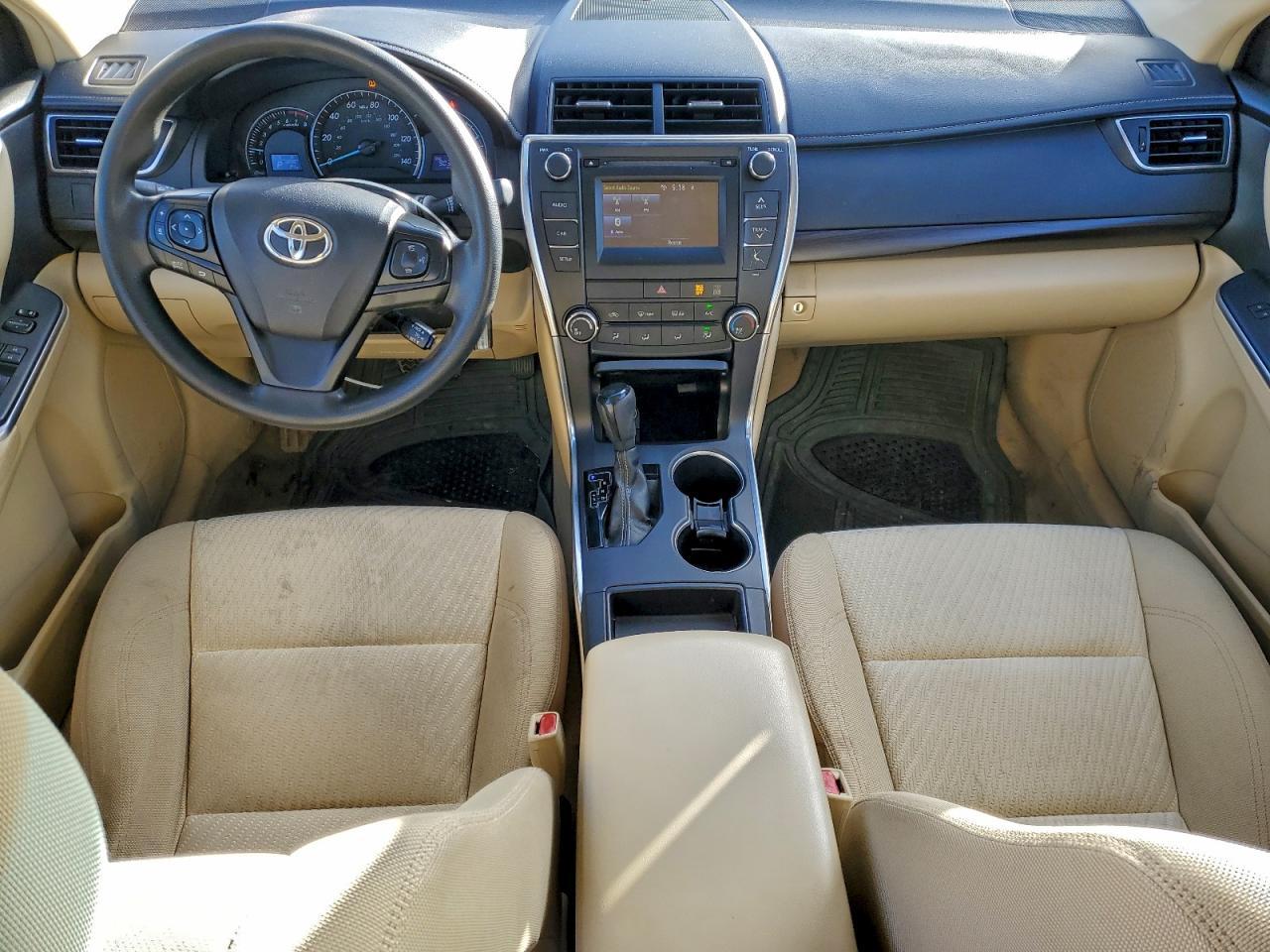 2015 Toyota Camry le
