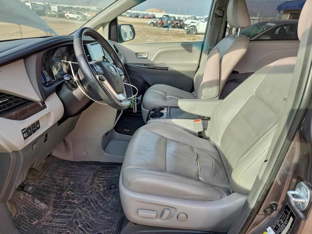 2017 Toyota Sienna xle