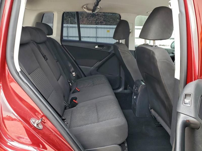 2010 Volkswagen Tiguan se