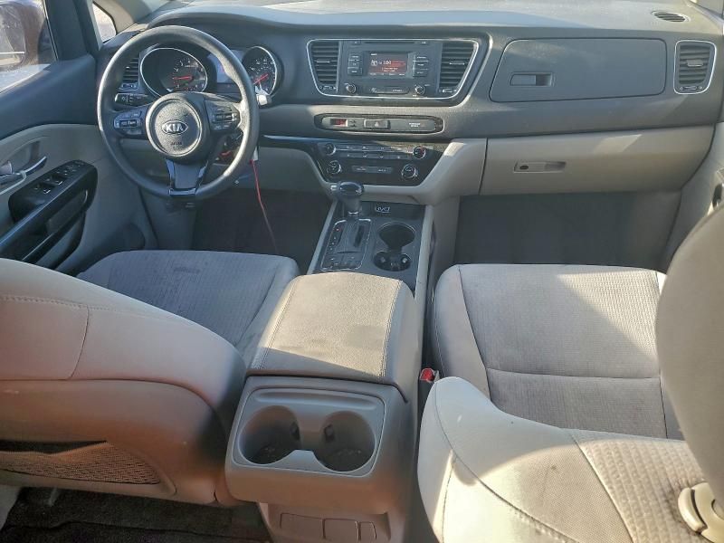 2016 KIA Sedona lx