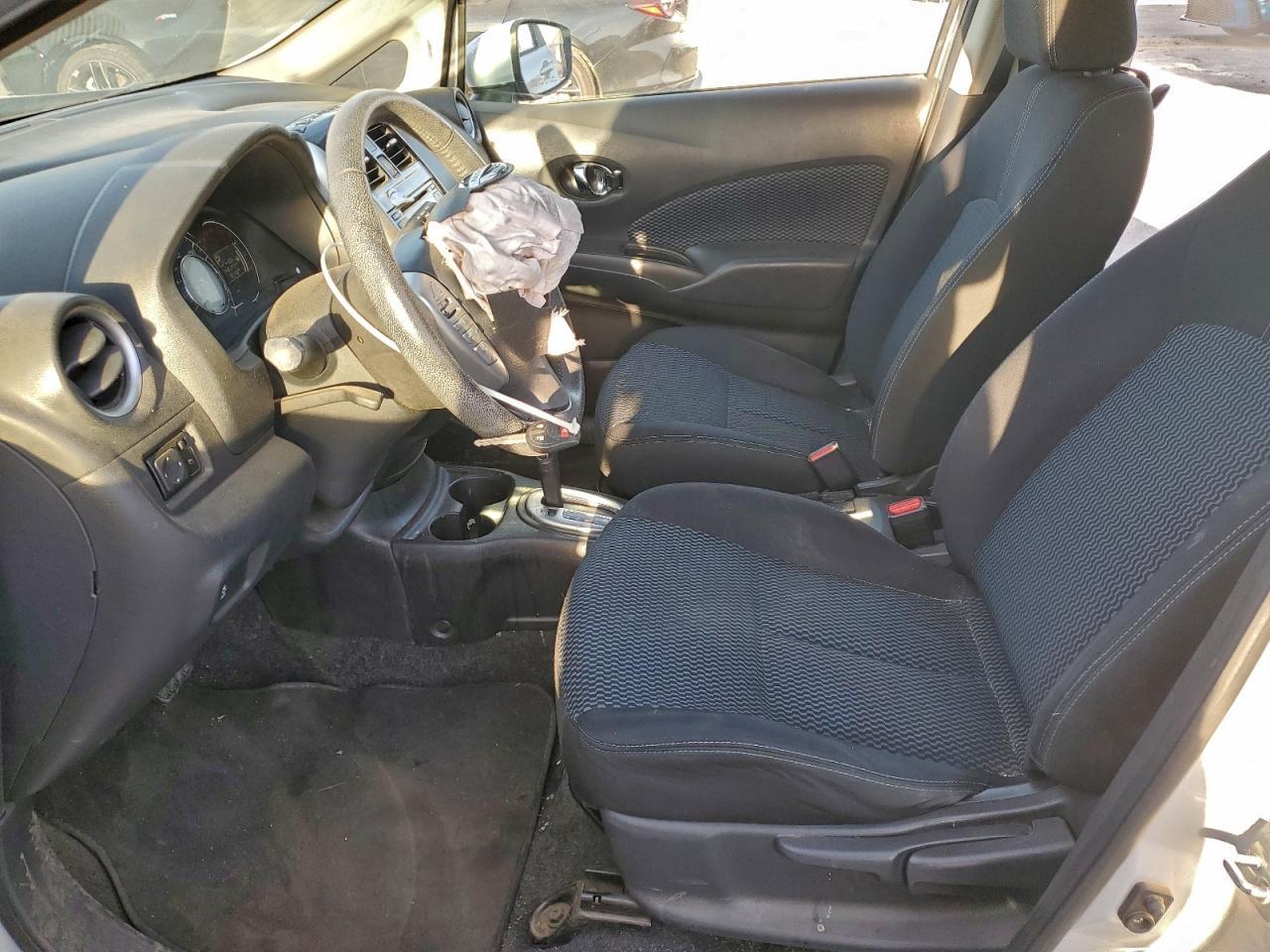 2016 Niss Versa Note sv