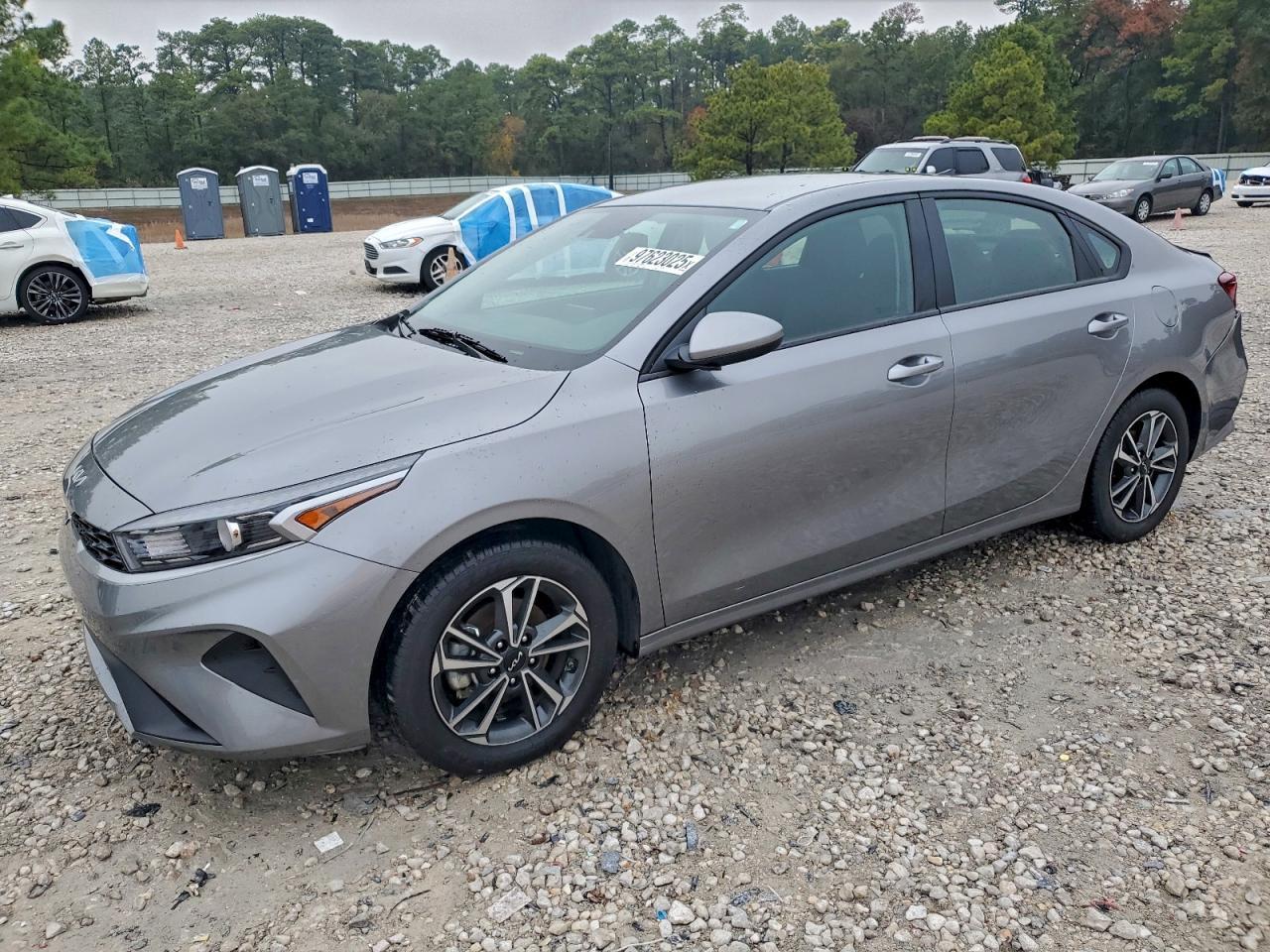 2024 KIA Forte lx