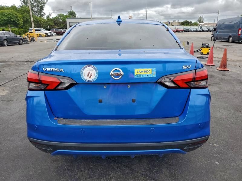 2020 Nissan Versa sv