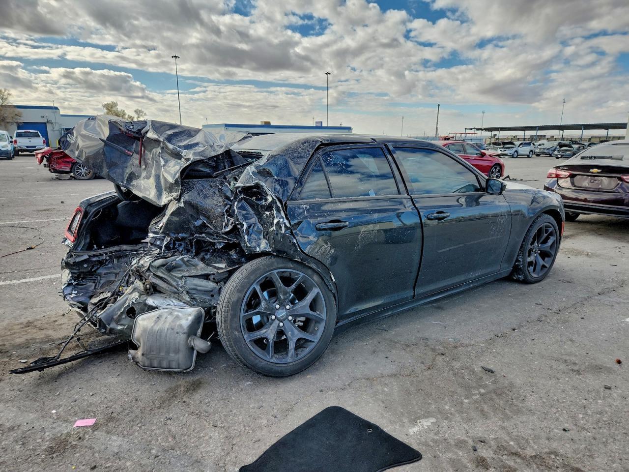 2022 Chrysler 300 s