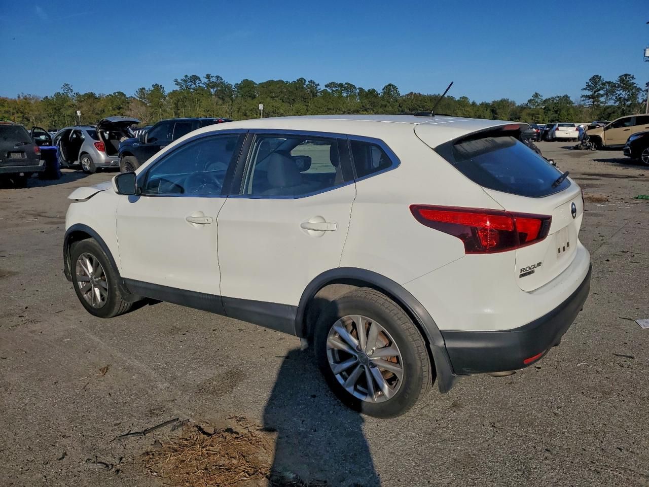 2018 Nissan Rogue Sport s