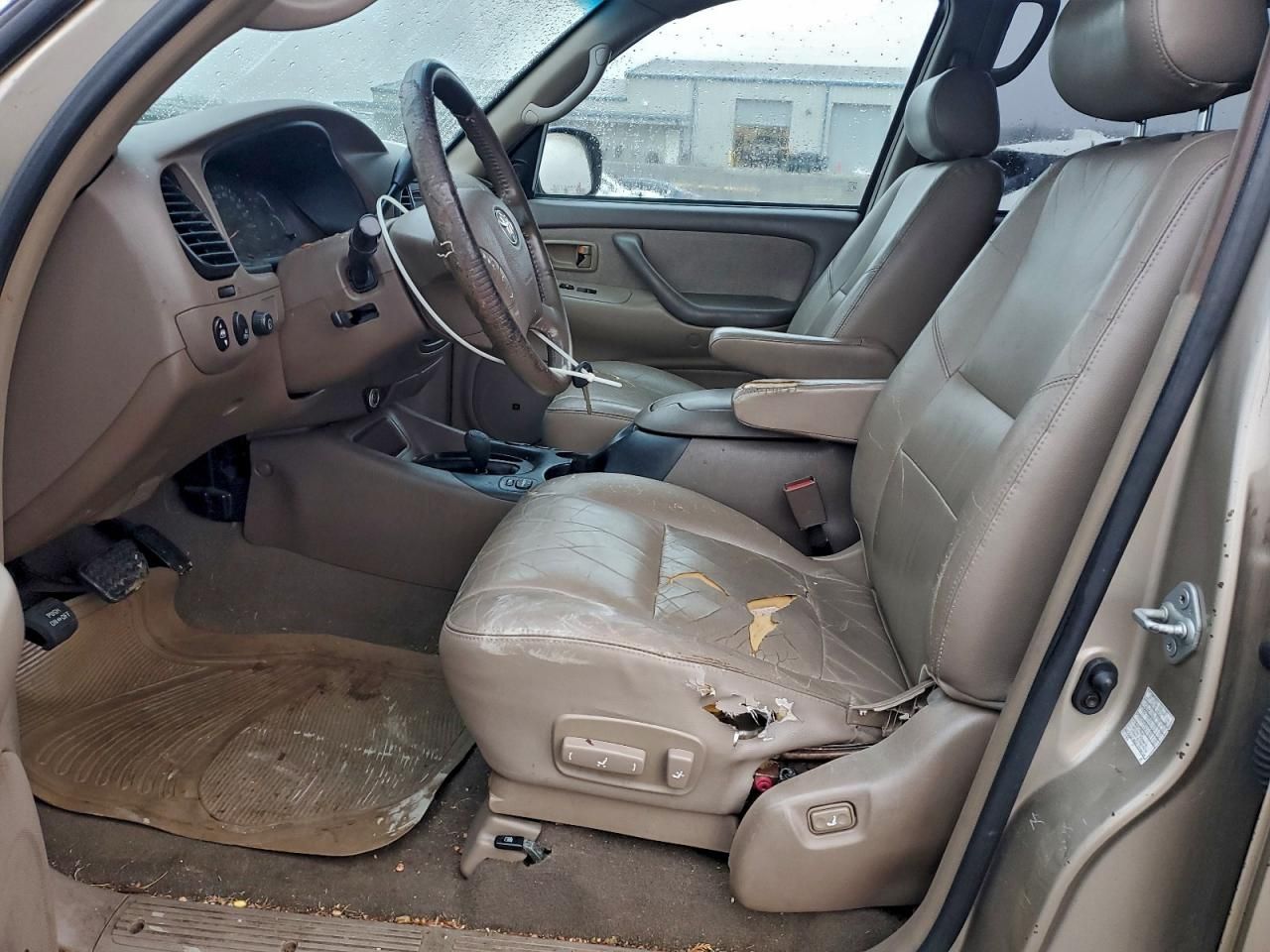 2003 Toyota Sequoia SR5