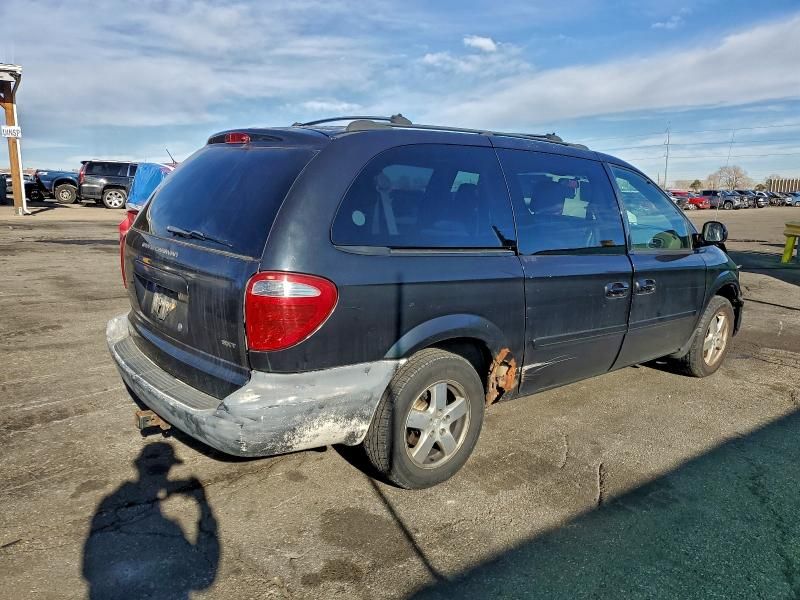 2005 Dodge Grand Caravan sxt