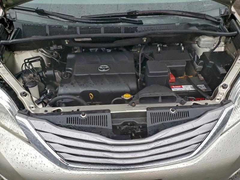 2015 Toyota Sienna xle