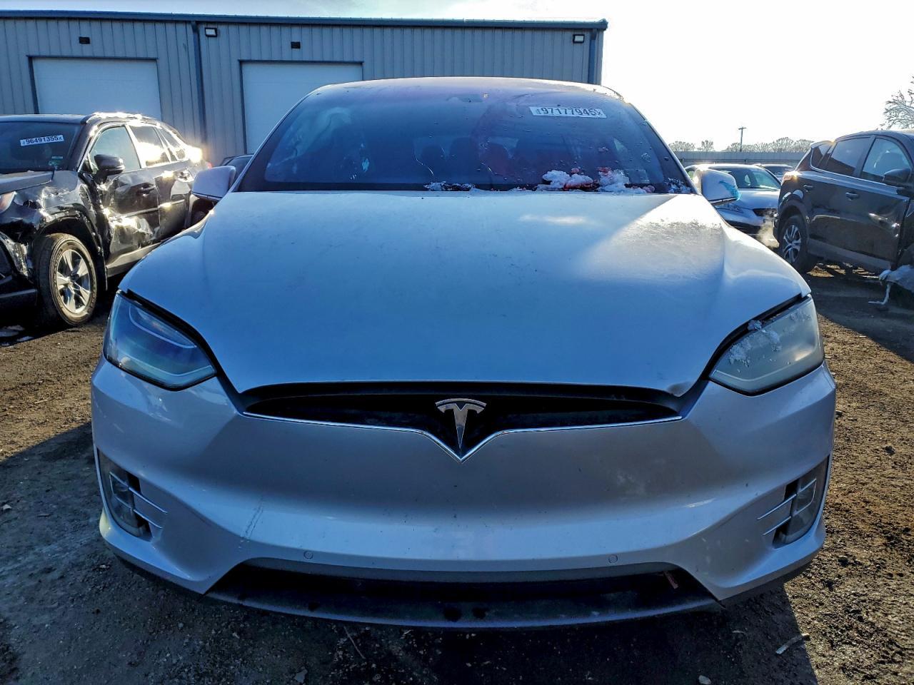 2016 Tesla Model x