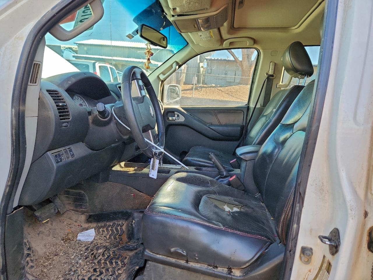 2012 Nissan Frontier s
